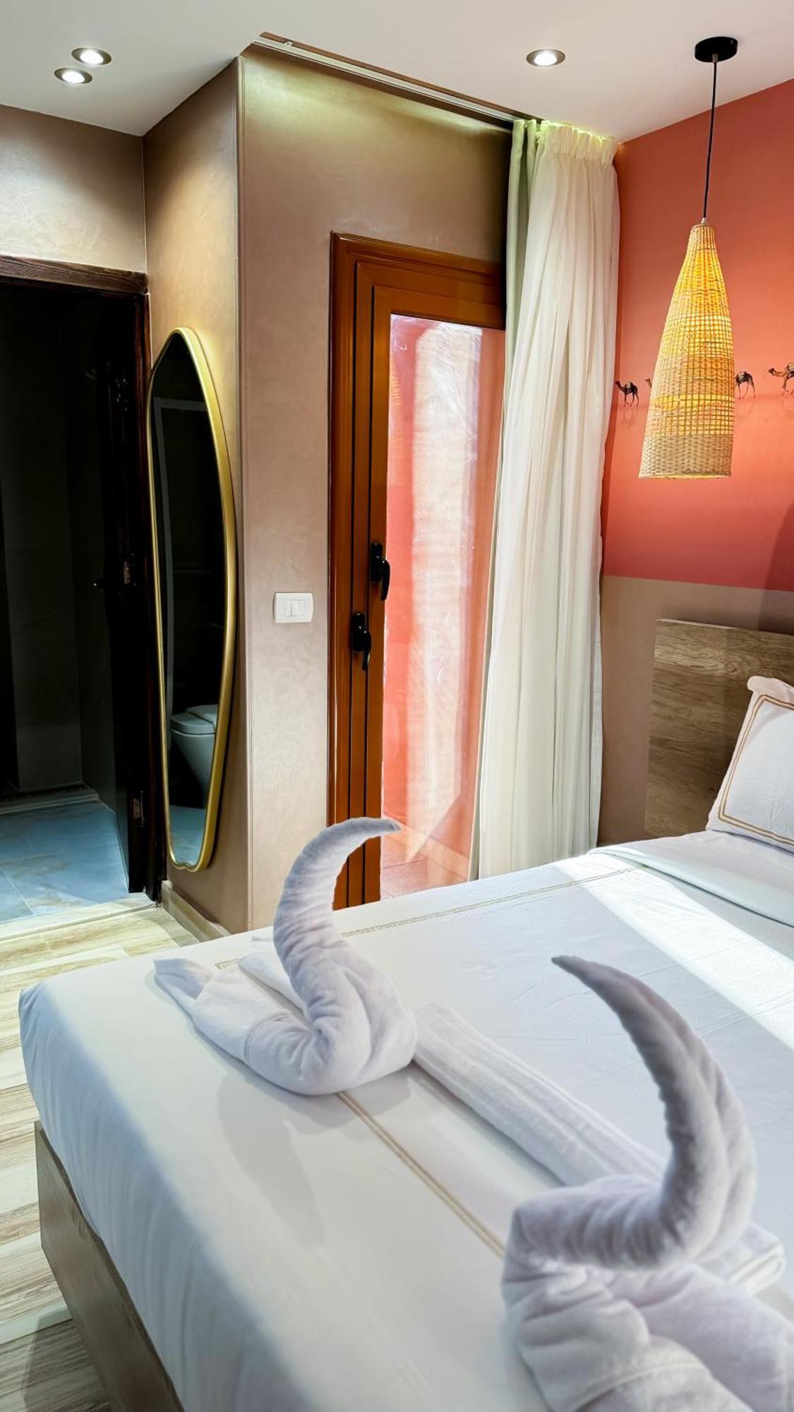 Almas Pyramids View Hotel Kafret el-Gabal 外观 照片