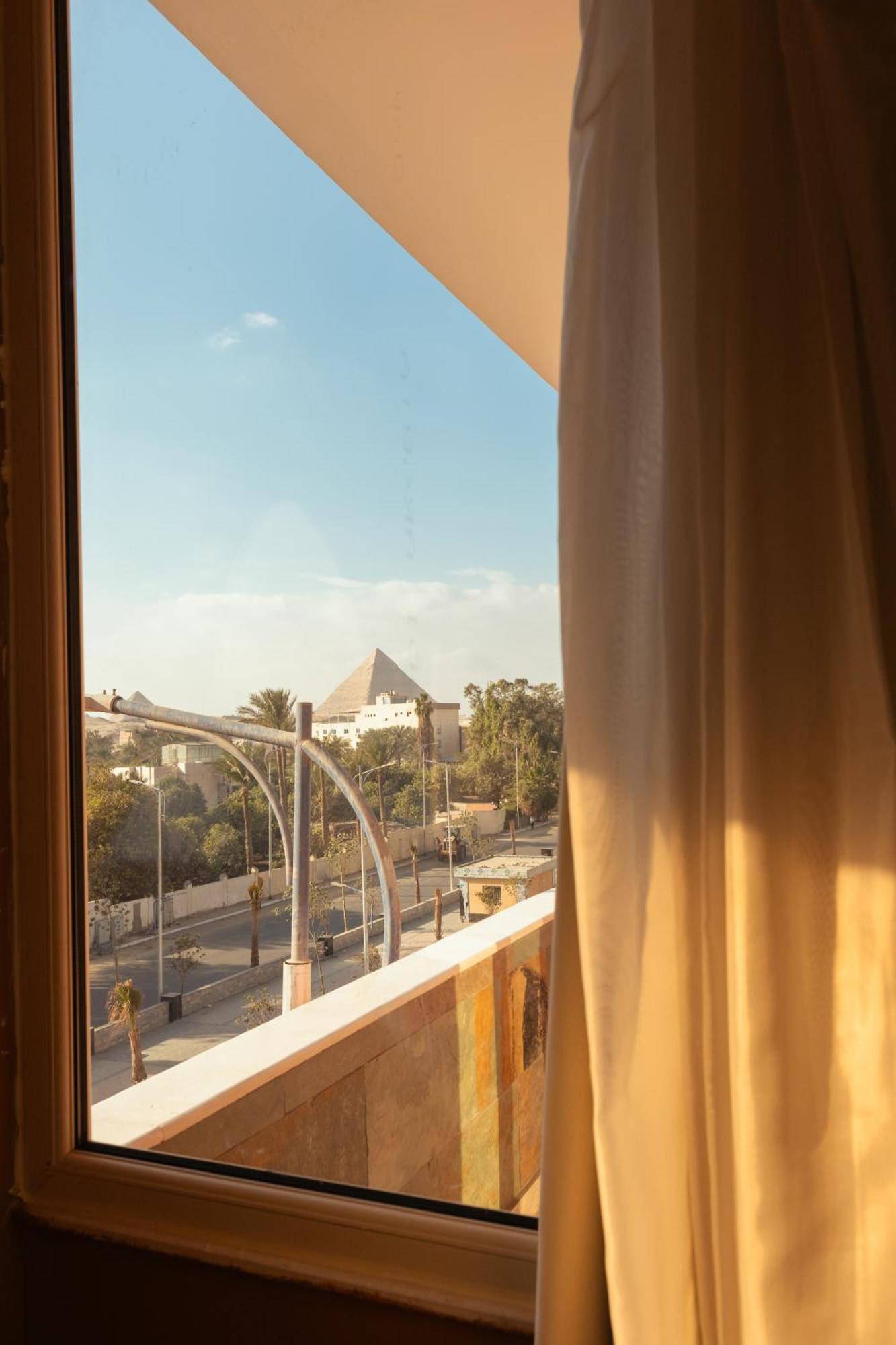 Almas Pyramids View Hotel Kafret el-Gabal 外观 照片