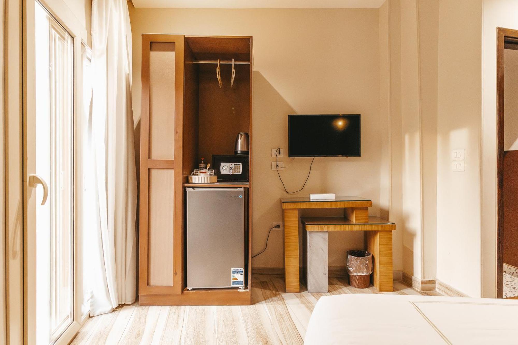 Almas Pyramids View Hotel Kafret el-Gabal 外观 照片